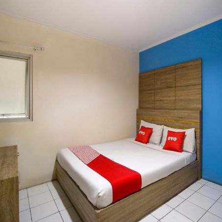Oyo 3754 Prosperity Mansion Hotel Джакарта Екстериор снимка