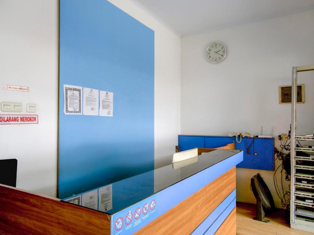 Oyo 3754 Prosperity Mansion Hotel Джакарта Екстериор снимка