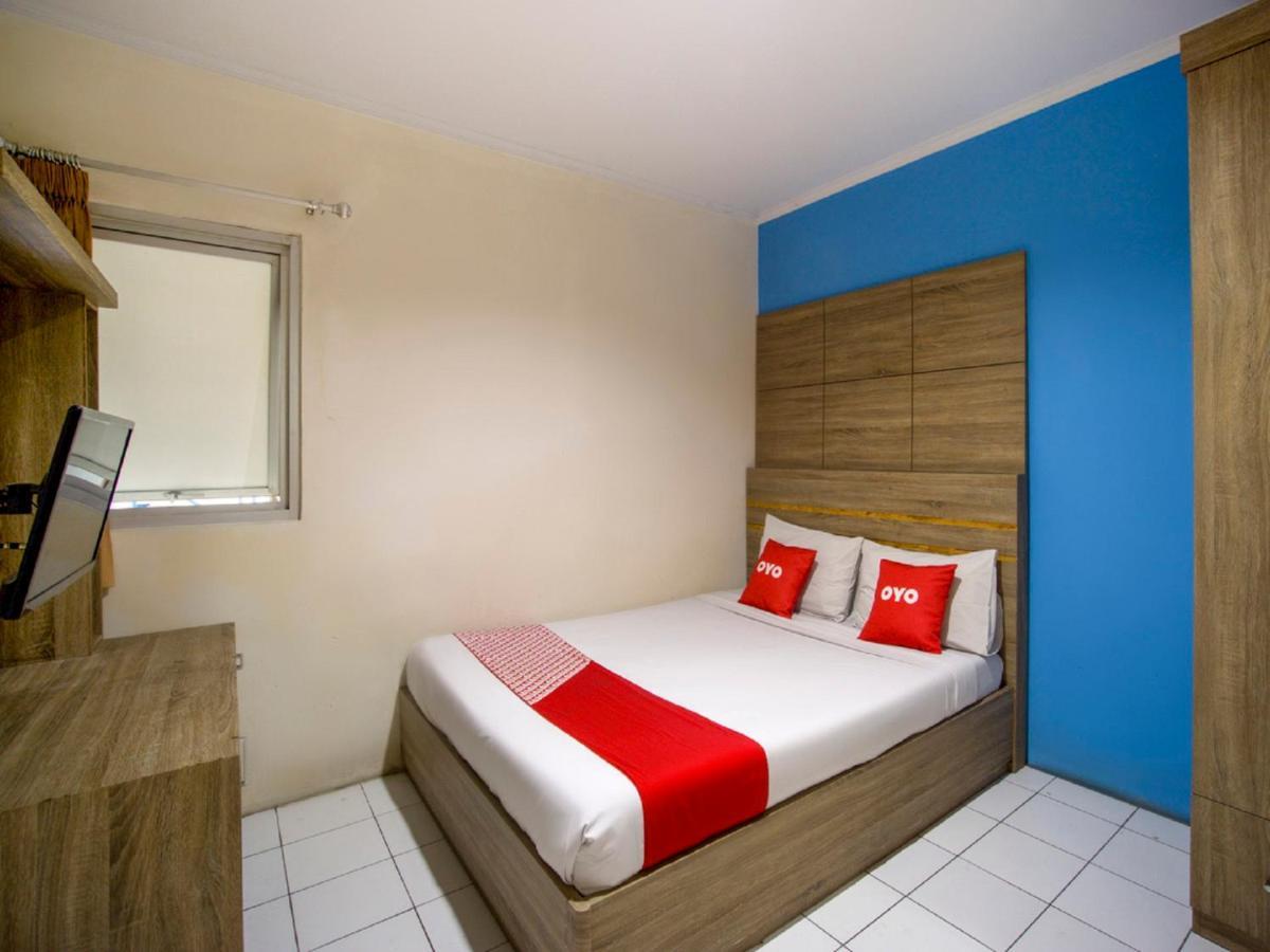 Oyo 3754 Prosperity Mansion Hotel Джакарта Екстериор снимка