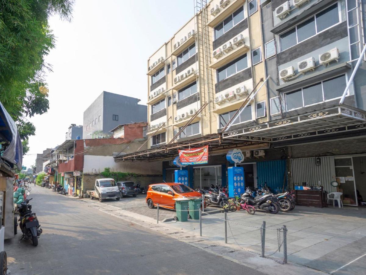 Oyo 3754 Prosperity Mansion Hotel Джакарта Екстериор снимка