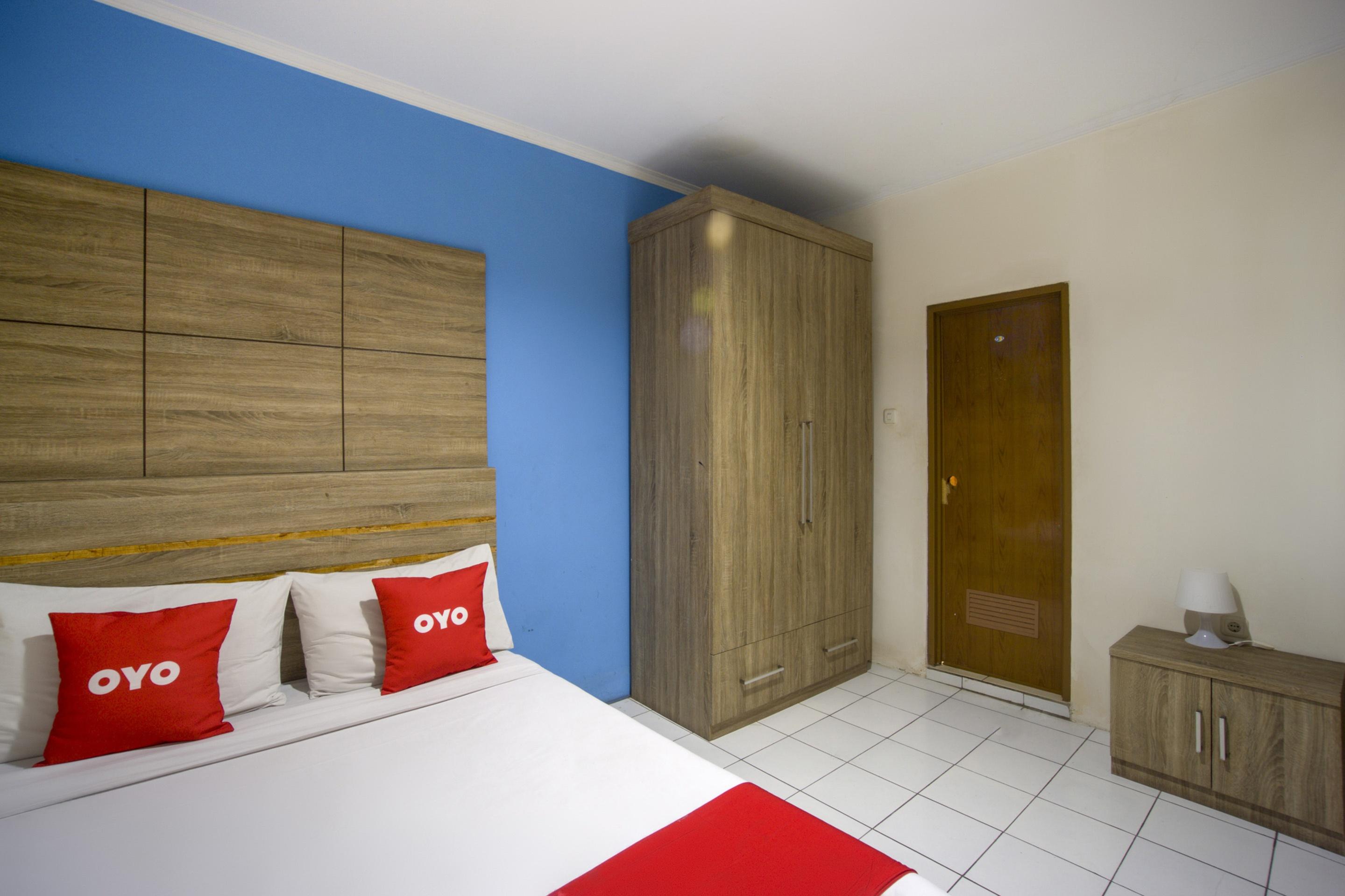 Oyo 3754 Prosperity Mansion Hotel Джакарта Екстериор снимка